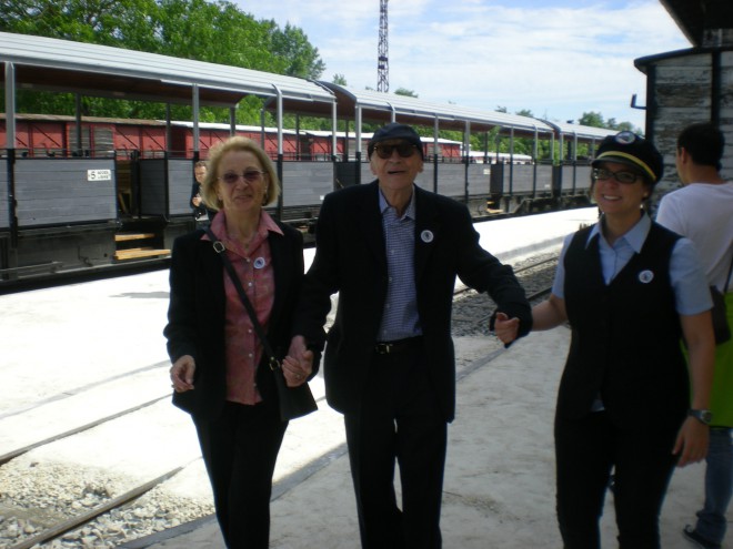 2.7.2013 Jean Arrivetz en gare de Lamastre.JPG