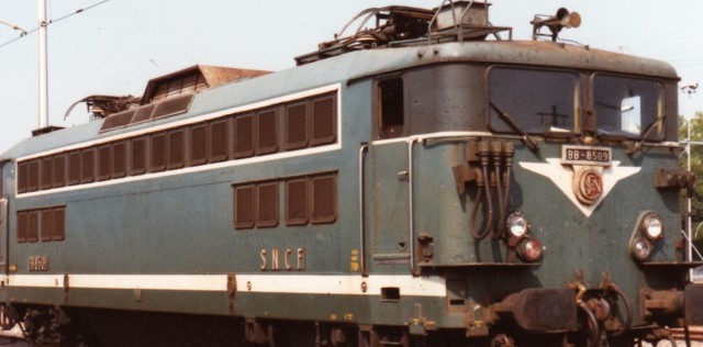 BB 8509-1.jpg