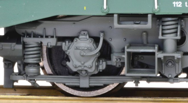 REE7100B.jpg