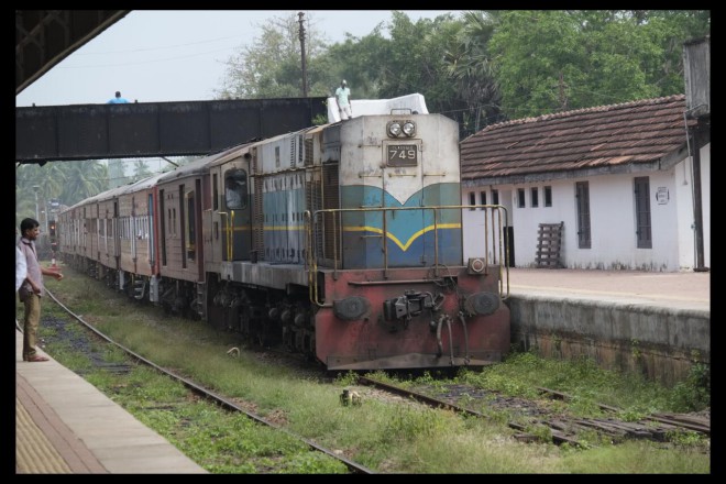 train1.jpg