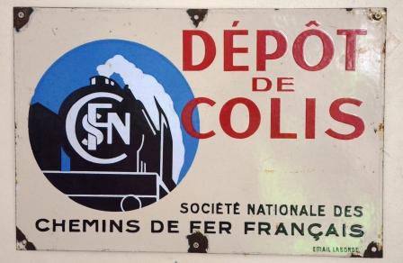 Dépôt de colis.JPG