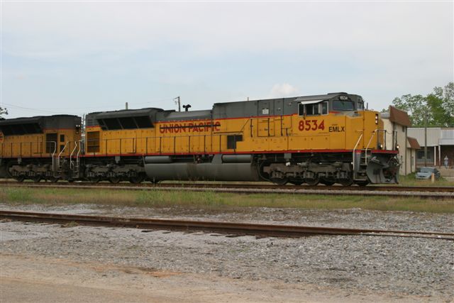 EMLX 8534.jpg