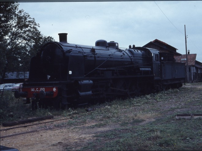141C100 garée à Connéré Transvap 15.8.79.jpg