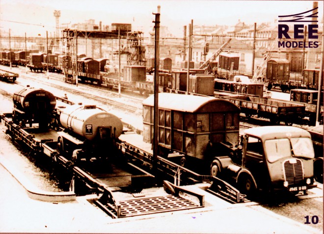 N°10 Wagon UFR.jpg