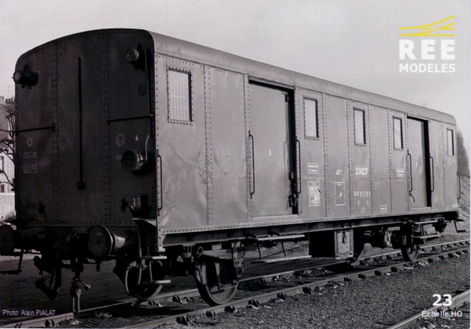 N°23 fourgon OCEM 30.jpg
