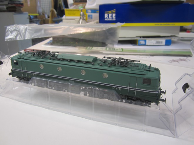 REE MB-061 CC 7132 01.jpg