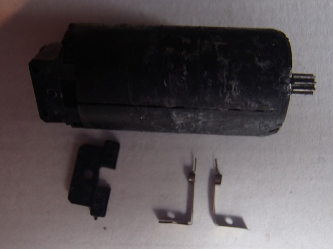 MOTEUR DEM.JPG