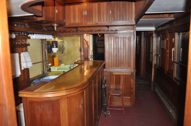 0-CFTV voiture restaurant03.jpg