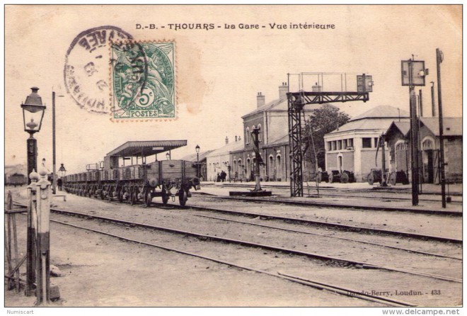 TOUARS GARE.jpg