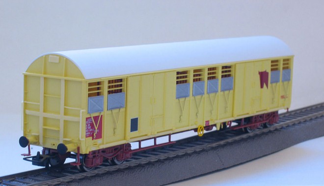 LS Models 30081 Gakkss vache 01.jpg