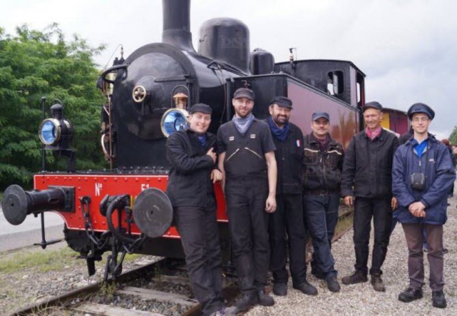 ttda les-mecanos-et-les-chauffeurs-en-gare-de-cernay-saint-andre-photo-dna.jpg