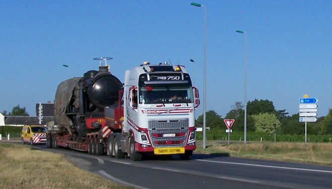 100_9359ss.jpg