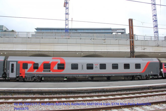 62 85 7890177-7 WLABmz RZD Paris Austerlitz 05072016.jpg
